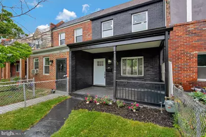 305 34th Place NE, Washington, DC 20019 - Photo 2