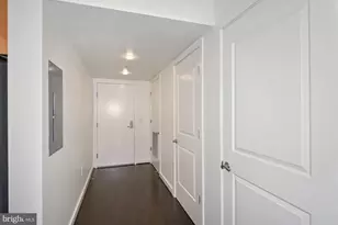 1025 1st St SE, Washington, DC 20003 - Photo 6