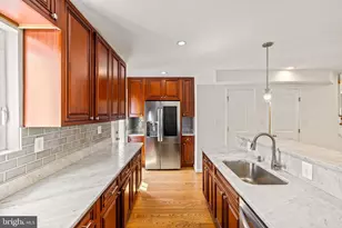 329 18th Pl NE, Washington, DC 20002 - Photo 12