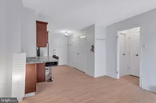 2401 H St NW, Washington, DC 20037 - Photo 8