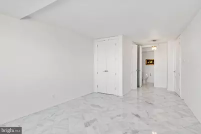 2500 Virginia Avenue NW #1005-S, Washington, DC 20037 - Photo 16