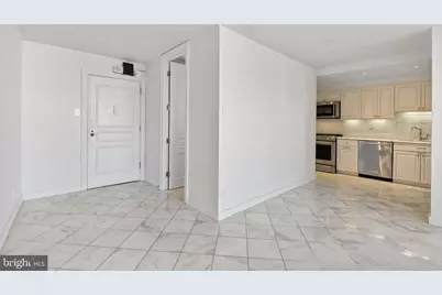 2500 Virginia Avenue NW #1005-S, Washington, DC 20037 - Photo 4