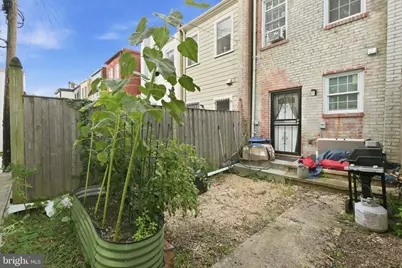 13 16th Street NE, Washington, DC 20002 - Photo 4