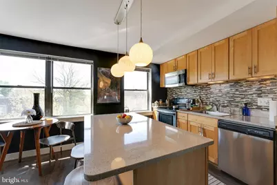 212 Oakwood Street SE #322, Washington, DC 20032 - Photo 6