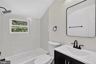 844 50th Pl NE, Washington, DC 20019 - Photo 8