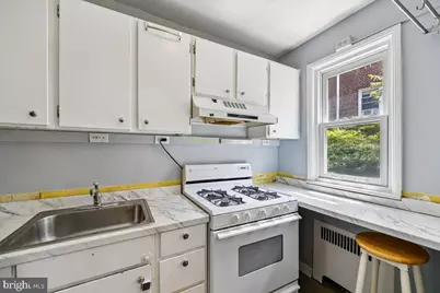 2301 41st Street NW #302, Washington, DC 20007 - Photo 6