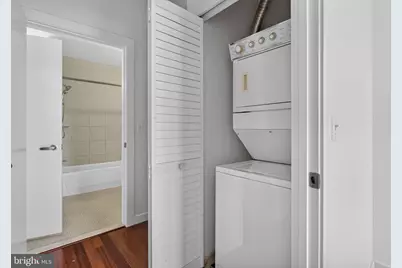 1000 New Jersey Avenue SE #1113, Washington, DC 20003 - Photo 14