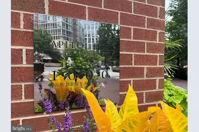 1000 New Jersey Avenue SE #1113, Washington, DC 20003 - Photo 2