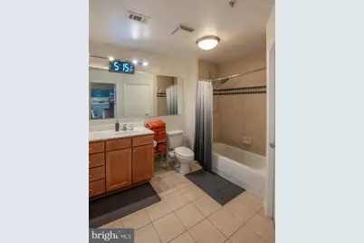 400 Massachusetts Avenue NW #817, Washington, DC 20001 - Photo 10
