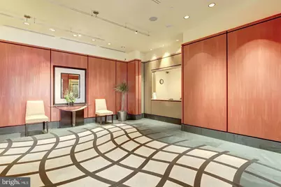 400 Massachusetts Avenue NW #817, Washington, DC 20001 - Photo 4