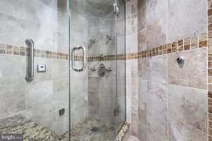 1099 22nd Street NW, Washington, DC 20037 - Photo 30