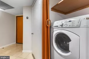 1099 22nd Street NW, Washington, DC 20037 - Photo 6