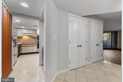 1099 22nd Street NW #104, Washington, DC 20037 - Photo 18
