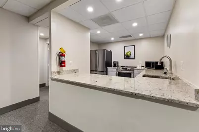 1099 22nd Street NW #104, Washington, DC 20037 - Photo 32