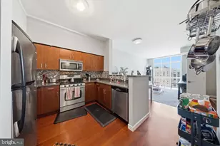 1000 New Jersey Ave SE, Washington, DC 20003 - Photo 2