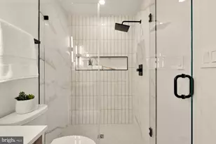 1463 Harvard St NW, Washington, DC 20009 - Photo 18