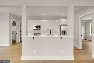 3215 Mt Pleasant St NW, Washington, DC 20010 - Photo 12