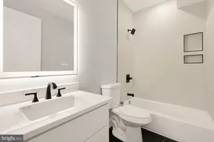 3215 Mt Pleasant St NW, Washington, DC 20010 - Photo 24