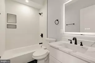 3215 Mt Pleasant St NW, Washington, DC 20010 - Photo 14