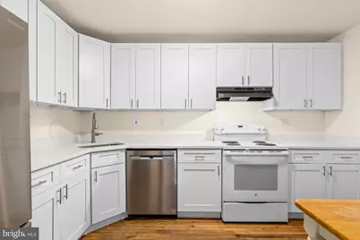 1827 East Capitol Street SE, Washington, DC 20003 - Photo 6