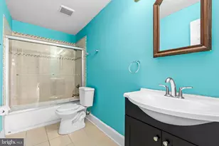 1827 East Capitol St SE, Washington, DC 20003 - Photo 14