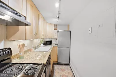 1825 T Street NW #301, Washington, DC 20009 - Photo 12