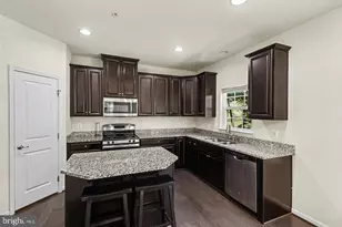 1024 Cook Dr SE, Washington, DC 20032 - Photo 10