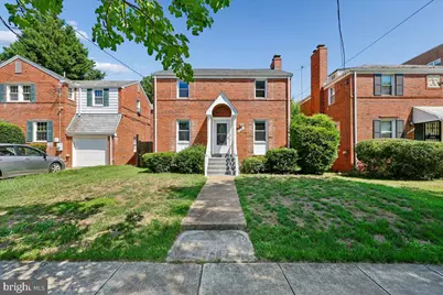 2826 Newton Street NE, Washington, DC 20018 - Photo 2