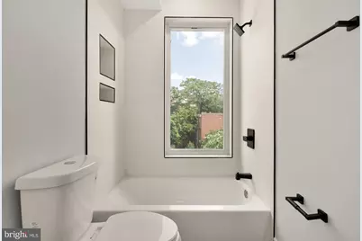 3215 Mount Pleasant Street NW #402, Washington, DC 20010 - Photo 12