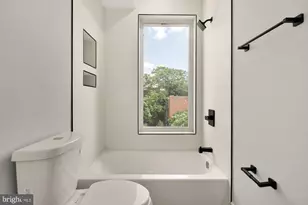 3215 Mt Pleasant St NW, Washington, DC 20010 - Photo 12