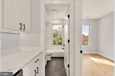 3215 Mount Pleasant Street NW #402, Washington, DC 20010 - Photo 10