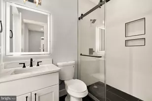 3215 Mt Pleasant St NW, Washington, DC 20010 - Photo 20