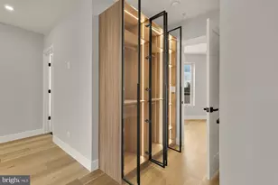 3215 Mt Pleasant St NW, Washington, DC 20010 - Photo 18