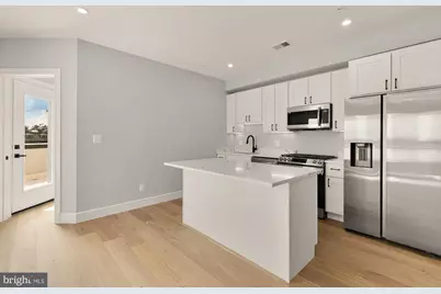 3215 Mount Pleasant Street NW #403, Washington, DC 20010 - Photo 2