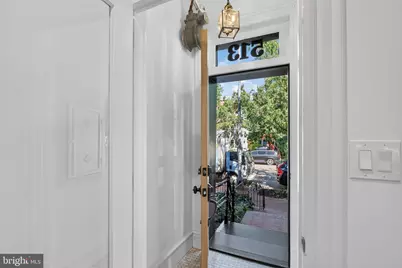 513 F Street NE, Washington, DC 20002 - Photo 2