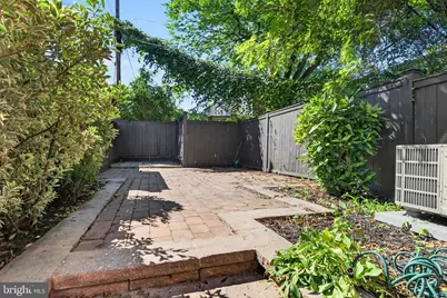 513 F Street NE, Washington, DC 20002 - Photo 32
