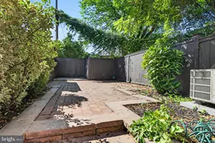 513 F St NE, Washington, DC 20002 - Photo 32