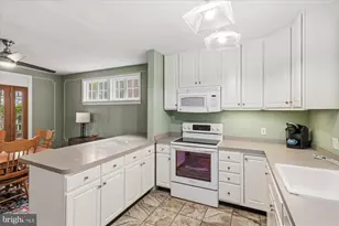 4420 Burlington Pl NW, Washington, DC 20016 - Photo 12