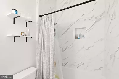 1325 13th Street NW #104, Washington, DC 20005 - Photo 32