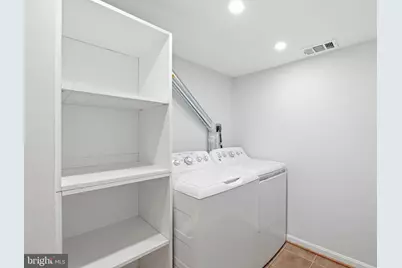 277 G Street SW #142, Washington, DC 20024 - Photo 34