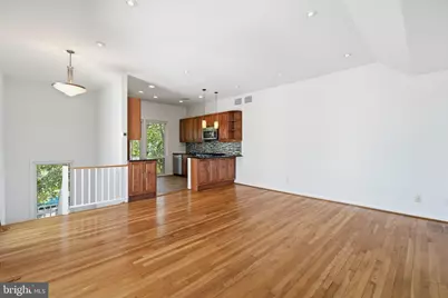 277 G Street SW #142, Washington, DC 20024 - Photo 4