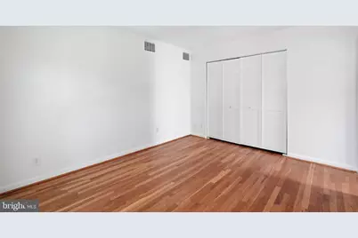 277 G Street SW #142, Washington, DC 20024 - Photo 20