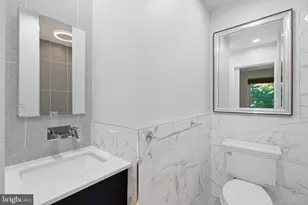 277 G St SW, Washington, DC 20024 - Photo 16