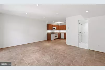 277 G Street SW #142, Washington, DC 20024 - Photo 26