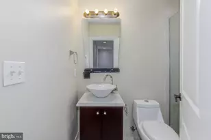 1409 G St NE, Washington, DC 20002 - Photo 10