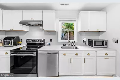 3009 8th Street SE, Washington, DC 20032 - Photo 8