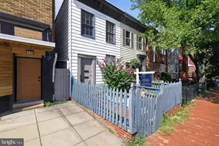 1102 K St SE, Washington, DC 20003 - Photo 34