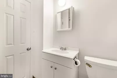 1102 K Street SE, Washington, DC 20003 - Photo 18