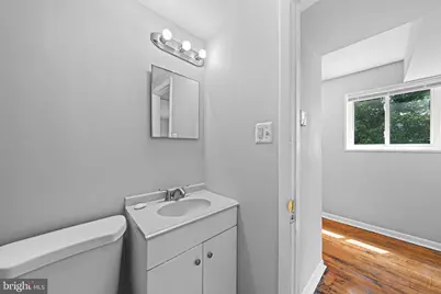 1221 47th Place NE, Washington, DC 20019 - Photo 2