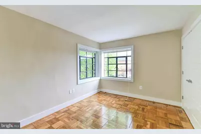 2911 Newark Street NW #23, Washington, DC 20008 - Photo 8